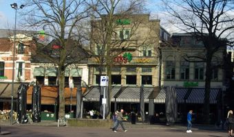 Bekende Enschedese horecaondernemer overleden