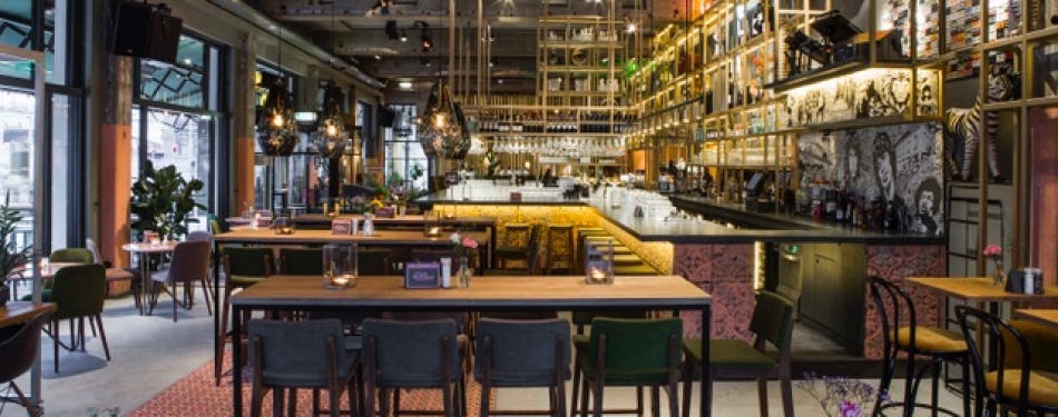 Debuut opent horeca in Capital C Amsterdam