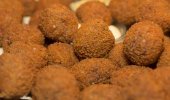 Snackbar populairste eetgelegenheid tijdens carnaval