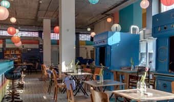 Internationaal pop-up restaurant heropent in Bijlmerbajes