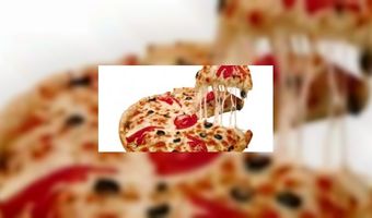 Nieuwe snack: pizza met hotdog