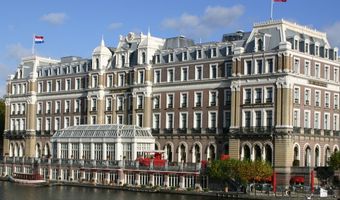 'Amstel hotel staat te koop'