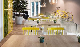 ANWB-winkel en café Neude geopend