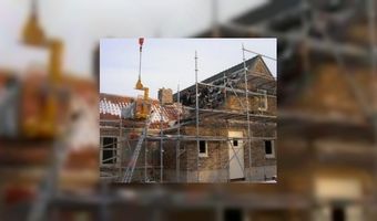 08 De bouw van mijn B&B: Het haardvuur brand al