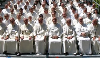 Nieuwe Generaal Abt proeft Abdijbier