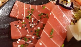 Vegan Sashimi op de menukaart van Vegan Junk Food Bar