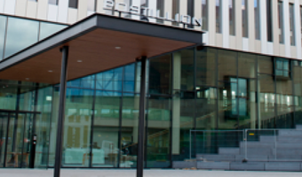 Postillion Hotels opent nieuwe vestiging met spraakgestuurde hotelkamers