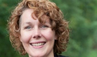 Column Gabriella Esselbrugge: Toerist en inwoner: twee gescheiden werelden?