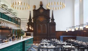 Hip kunst- en designrestaurant in Londense kerk