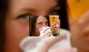 KHN: geen happy hour, alcohol vanaf 16