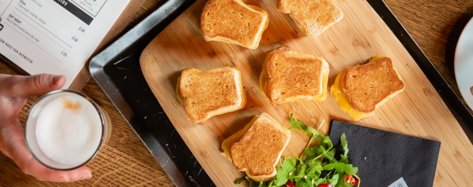 The Tosti Club duikt op in de diepvries met mini- tosti’ s