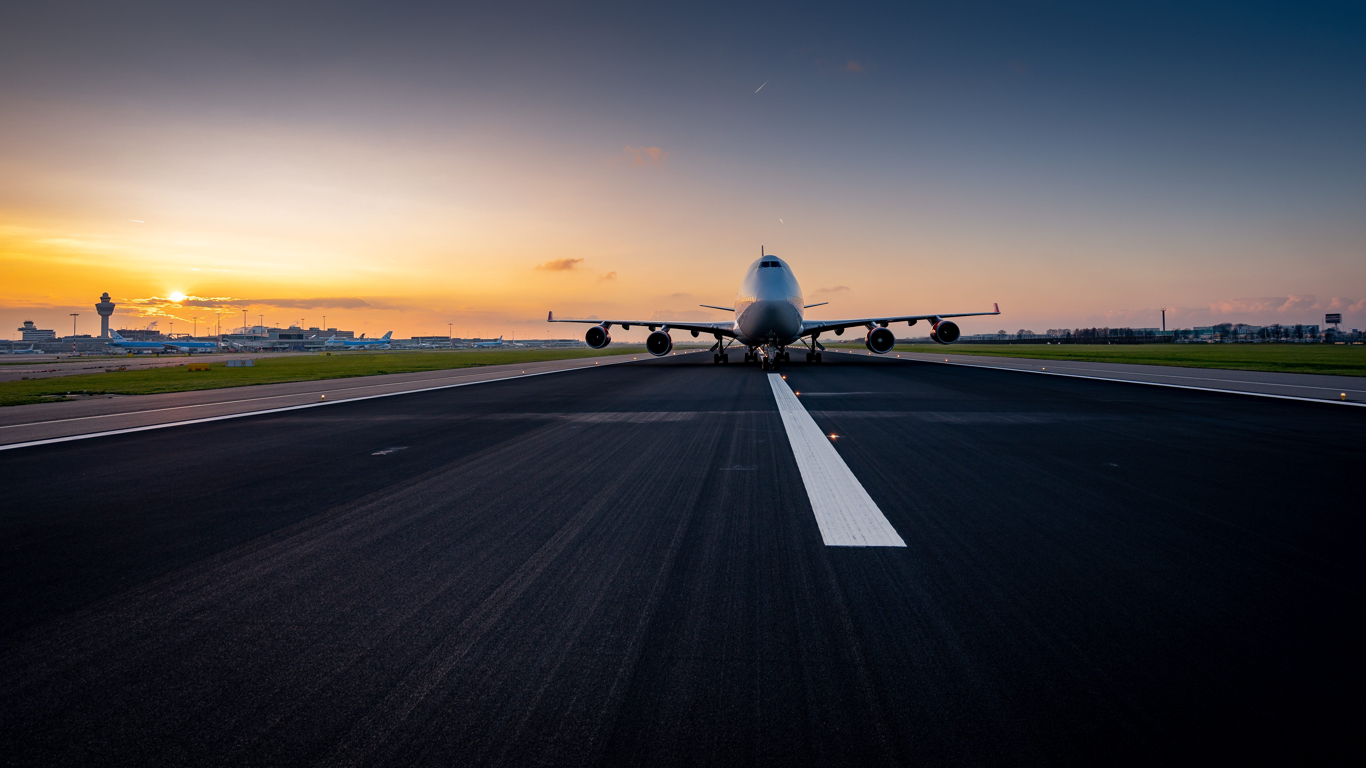 Corendon Boeing 747 na megatransport in hoteltuin ‘geland’