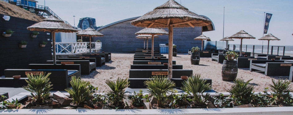 Deze beachclub is nu al klaar voor het nieuwe strandseizoen