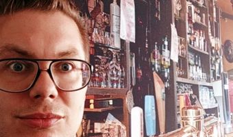 Column: daarom neem ik mijn kinderen niet mee naar zo'n café