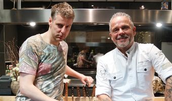 Edwin Vinke en Vjeze Fur in kookprogramma VPRO