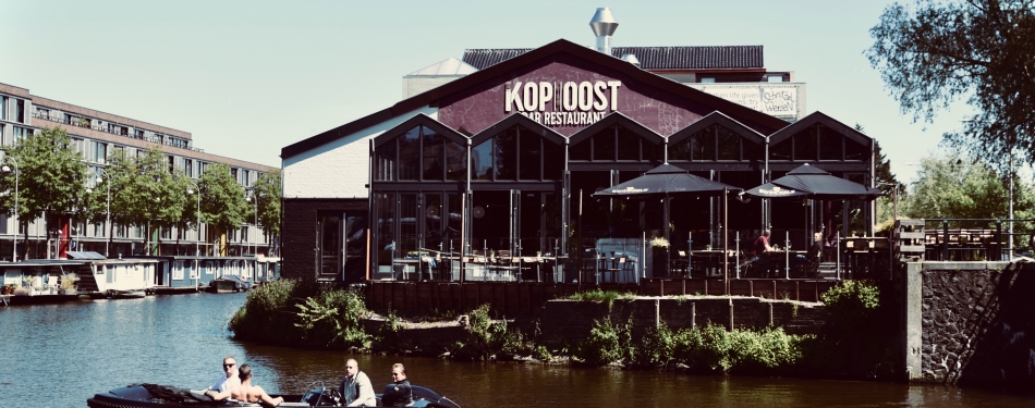 De Kop van Oost opent terras aan het water in Amsterdam