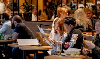 Heropening Grand Café Plaza op Schiphol