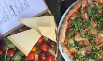 Nieuwe pop-up keuken Luca's Pizza opent in de Kopstootbar