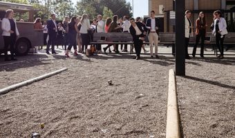 In dit hotel smijten ze met metalen ballen