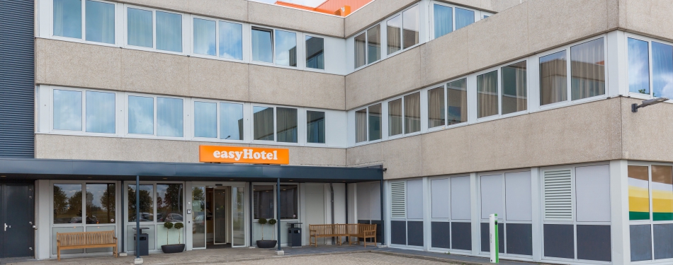 [FOTO'S] easyHotel met 153 kamers geopend bij Amsterdam Airport Schiphol