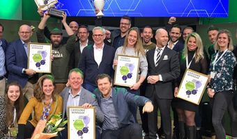Koffiekopje van koffiedrab wint Horecava Innovatie Award
