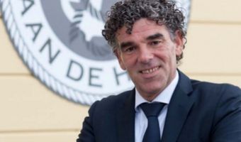 Fletcher verbouwt kantoorpand tot luxe hotel