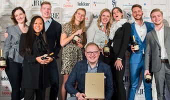 Wie wordt de beste jonge gastvrouw of gastheer van Nederland?