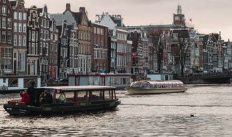 Loting B&B-vergunningen Amsterdam van de baan