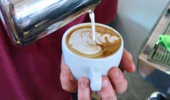 30ml Nachtegaalstraat speelt in op het Paasfeest thuis