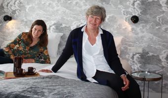 De overlevingskracht van Hotel Steeds aan Zee