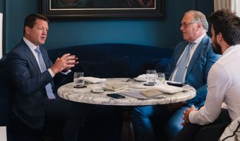 Roberto Payer interviewt Pieter Elbers