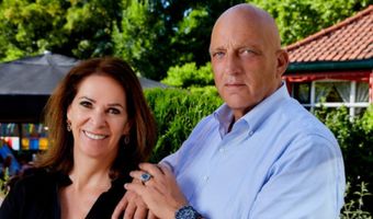 Herman den Blijker en Annemarie van Gaal zoeken restaurants die het zwaar hebben