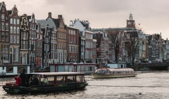 Sluiting Amsterdamse horeca wegens bewust overtreden noodverordening