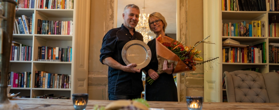 Nagenieten: bekijk de uitreiking van de award voor het lekkerste lunchroombroodje