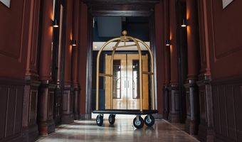 Een tijd om te onderzoeken; wat gebeurt er op Hotelschool The Hague?