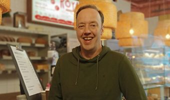 Deze lunchzaak overleeft dankzij de bakkerij en bezorging van pakketten