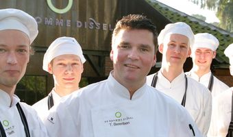 De Kromme Dissel - die ster is in marmer gebeiteld