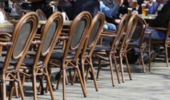 Minister:  geen ruimte voor heropening van terrassen