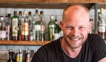 Coronacrisis: van cocktailkeizer naar koekjeskoning