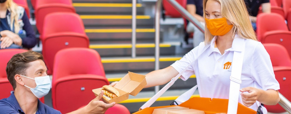 Thuisbezorgd.nl gaat eten en drinken bezorgen in voetbalstadions tijdens EK Voetbal