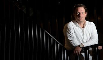 Hotelier Martin Hendricks: "De benedenverdieping van het hotel is verloren door de overstromingen''