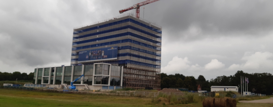 Bouw Van der Valk Hotel Best vertraagd