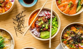 Niet een broodje, maar poké bowl is de favoriete lunch van Nederlanders