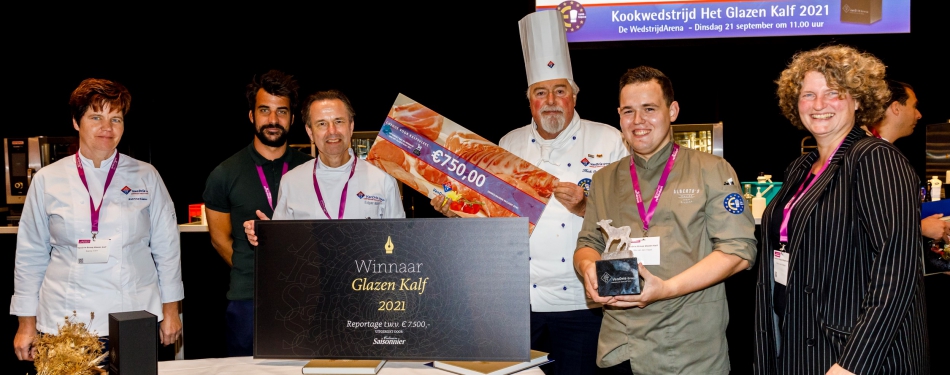 Rik van den Hazel wint Het Glazen Kalf op Gastvrij Rotterdam