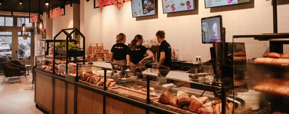 Franchisenemers openen tweede Bakker Bart in Haaksbergen