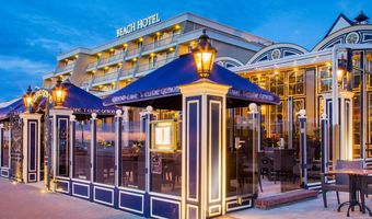 Hotels van Oranje gaat verbouwen; inventaris naar de veiling