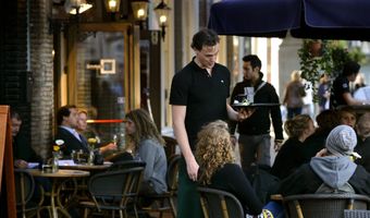 Kabinet laat vrijwel alle coronamaatregelen los vanaf 25 februari