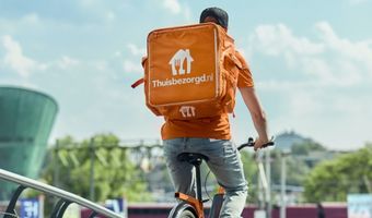 Thuisbezorgd.nl legt eigen bezorgservice stil vanwege storm Eunice