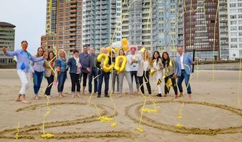 Ondernemer trots op 20 jaar strandappartementen De Gulden Stroom 