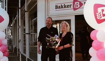 Bakker Bart heropent vestiging in Leeuwarden (met foto's)